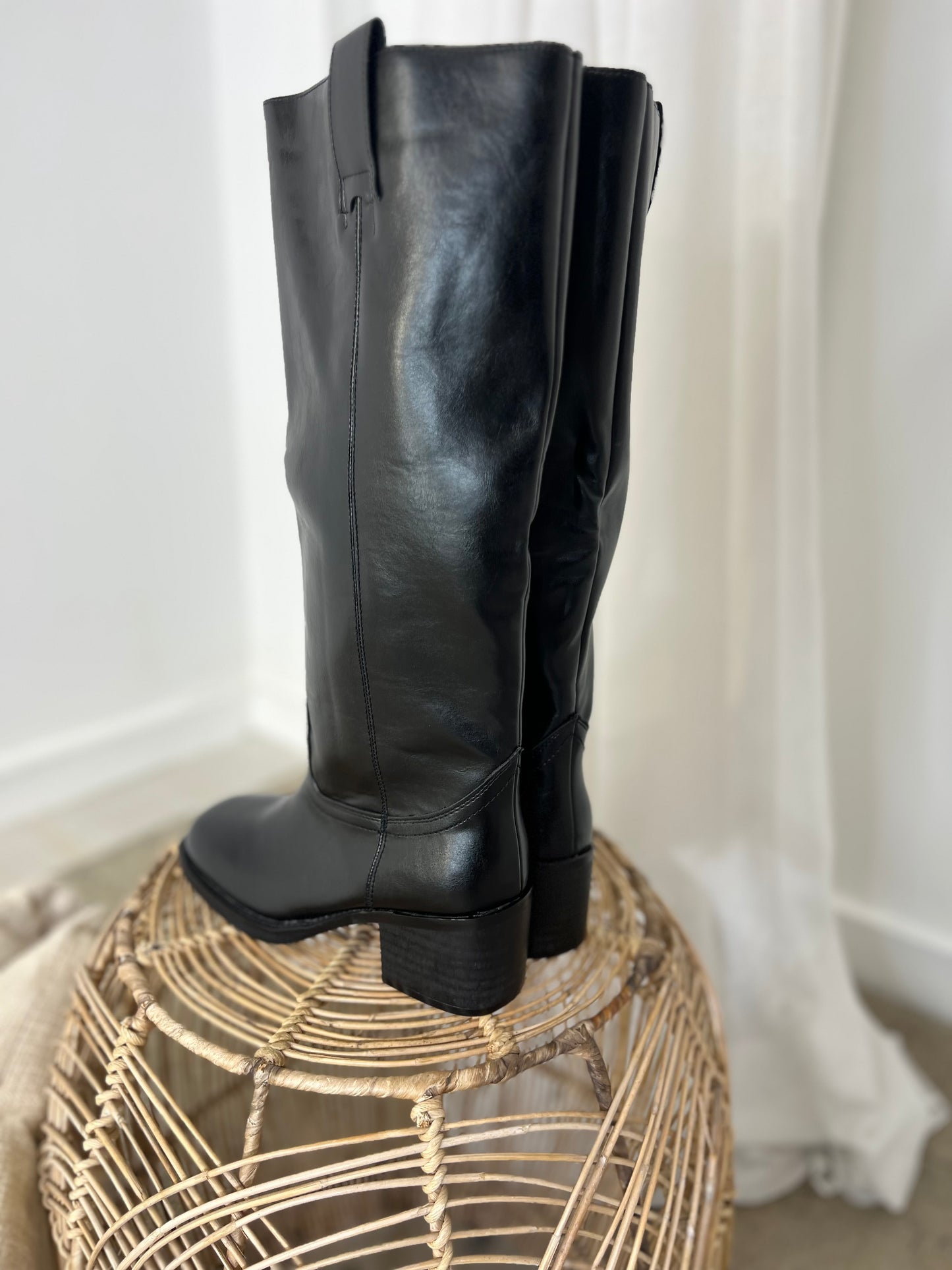 Botas Corina ecopele preto