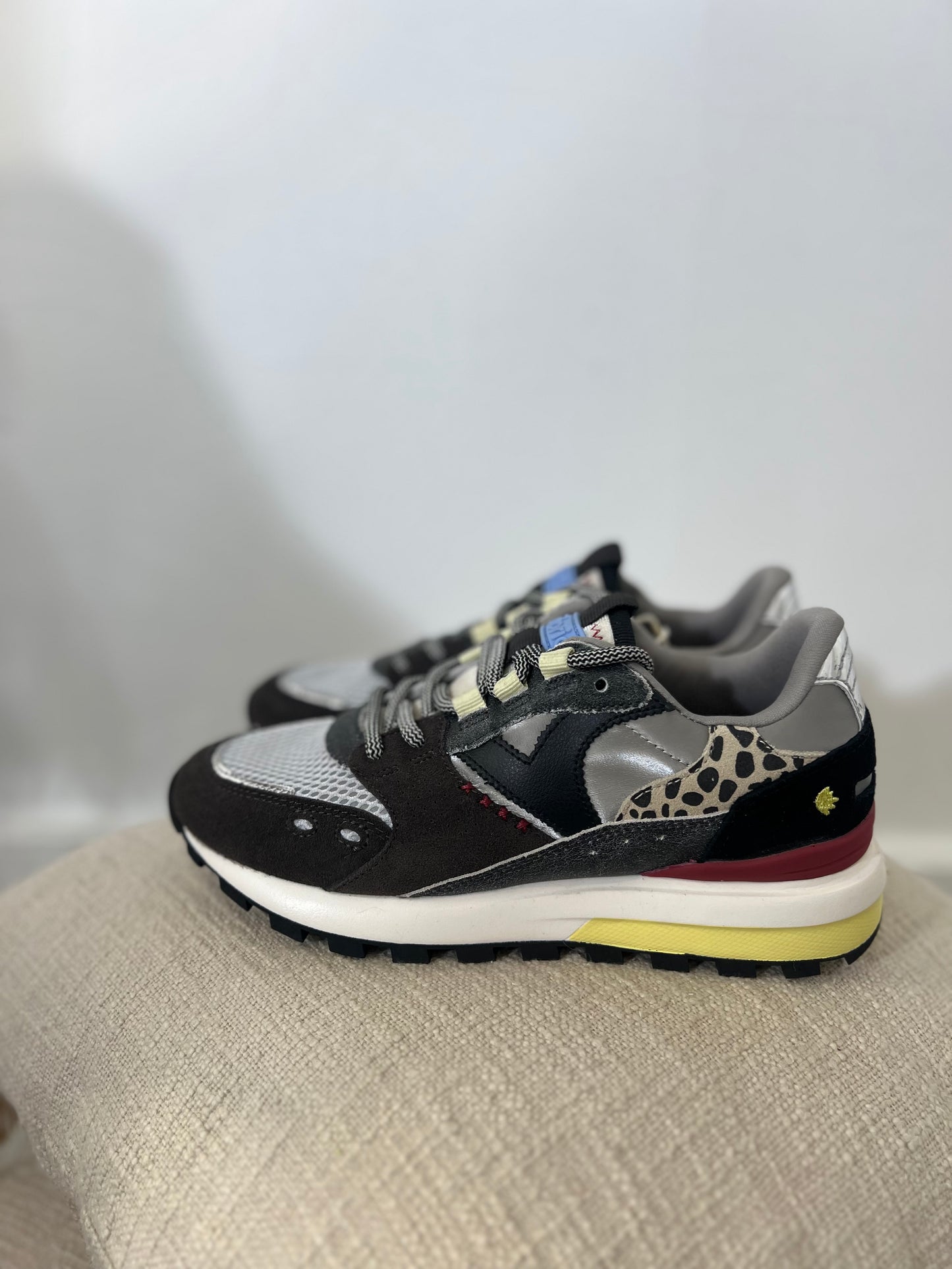 Ténis Vitória Negro