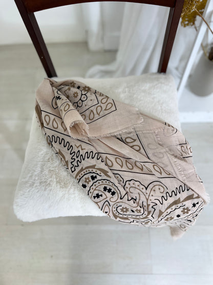 Lenço cornucópias beje