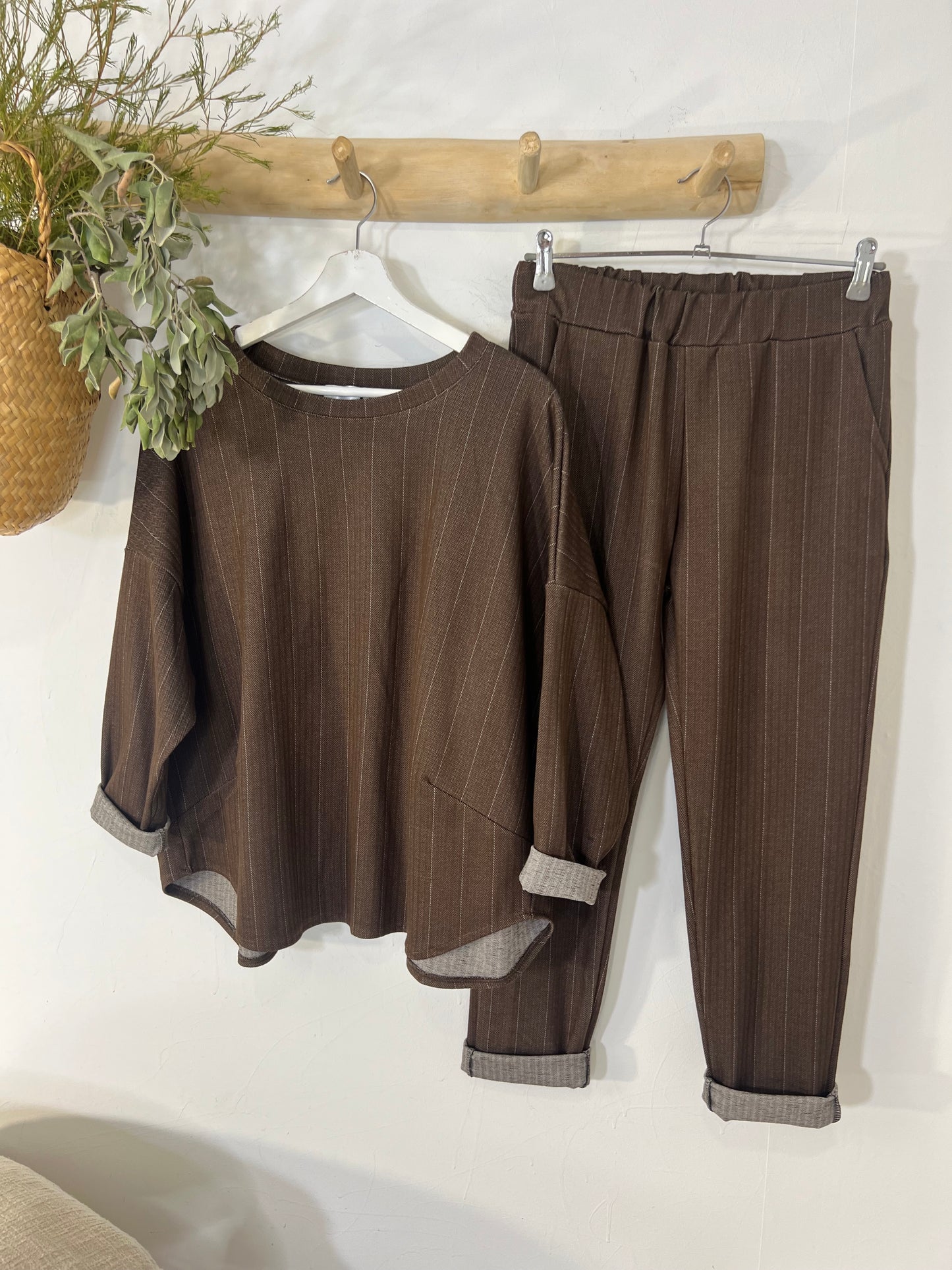 Conjunto Rato /Amores castanho