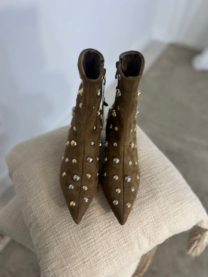 Botins tachas