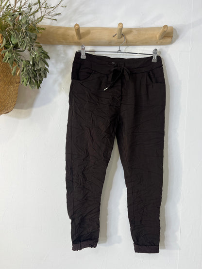 Calça Confort Maria castanho