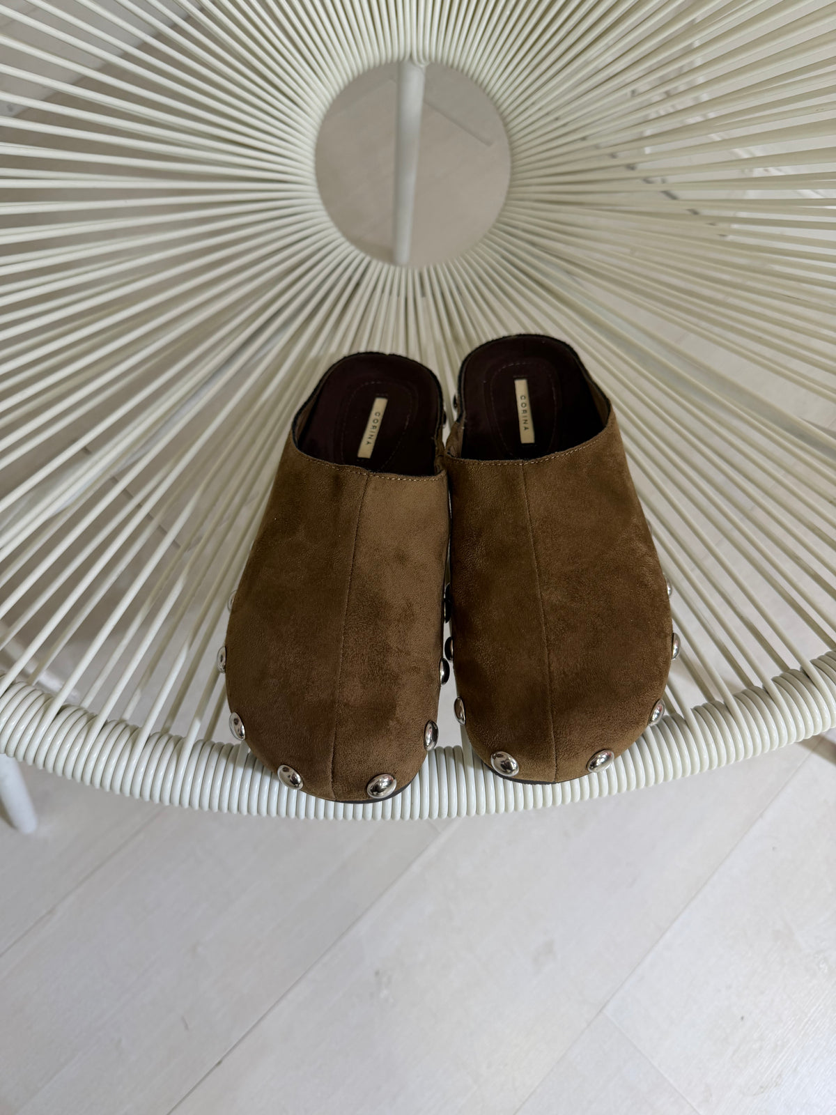 Mules Corina