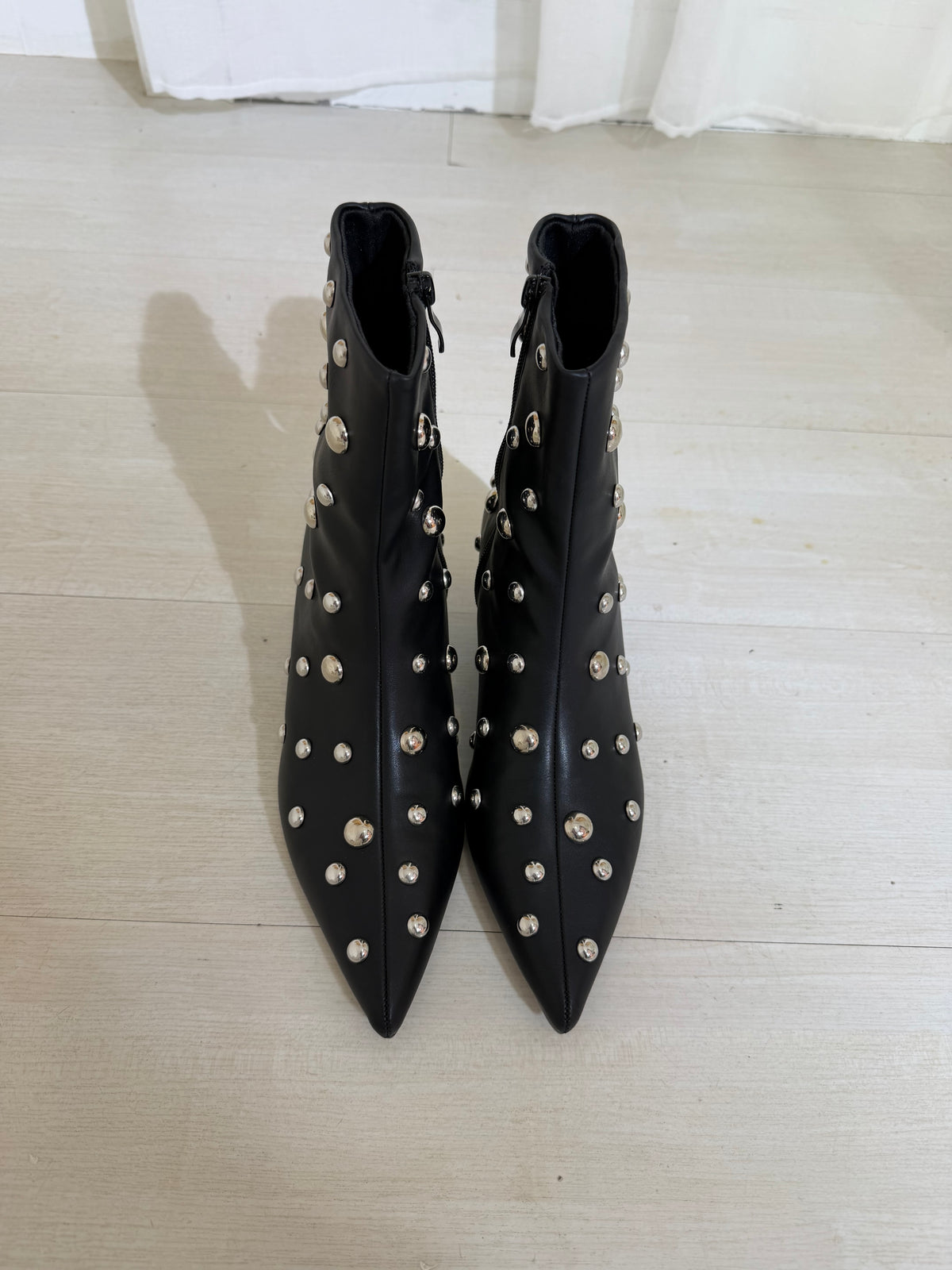 Botins Corina tachas