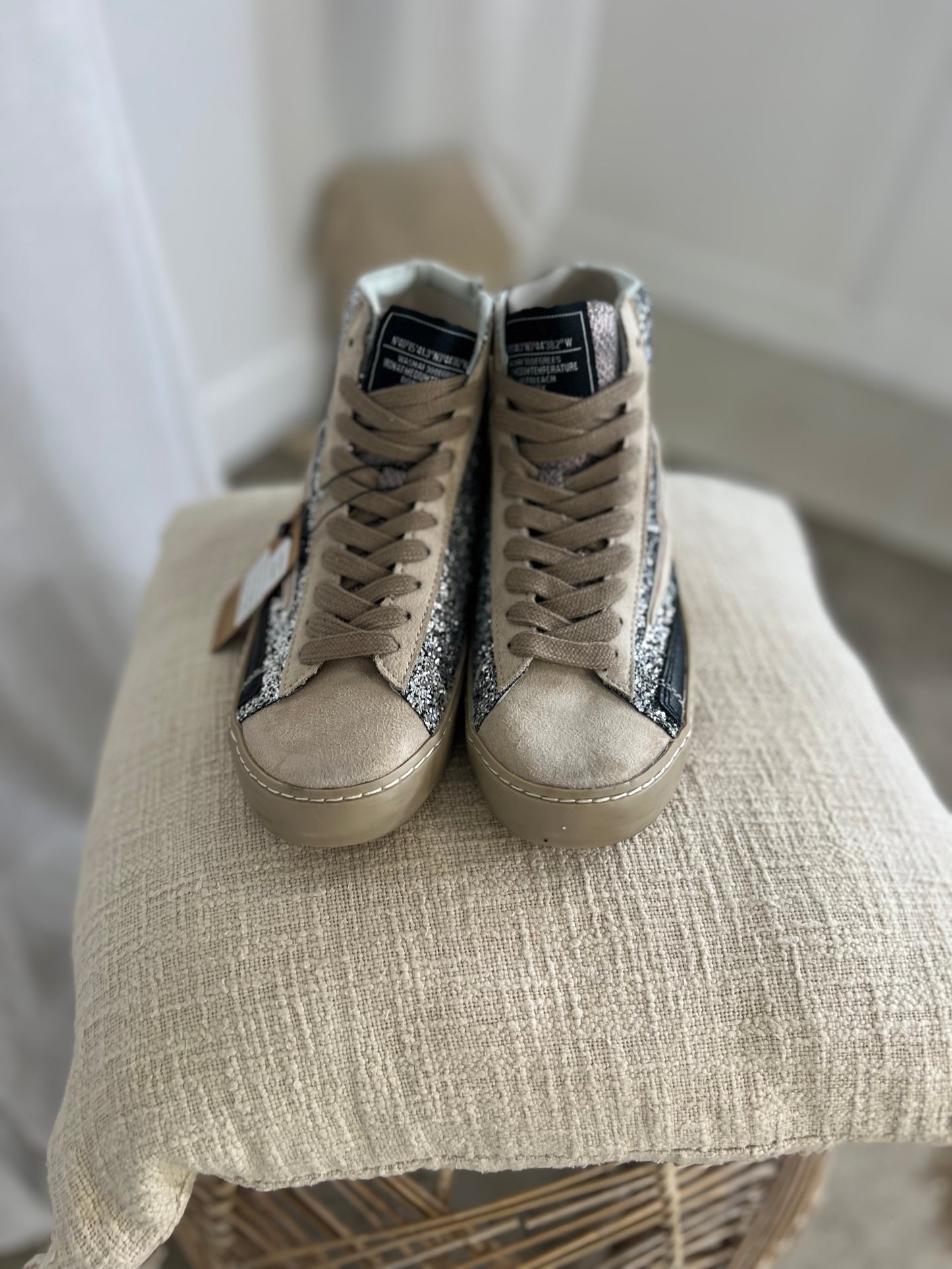 Teni-Bota Corina Plomo