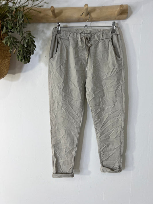 Calça Confort Maria beje