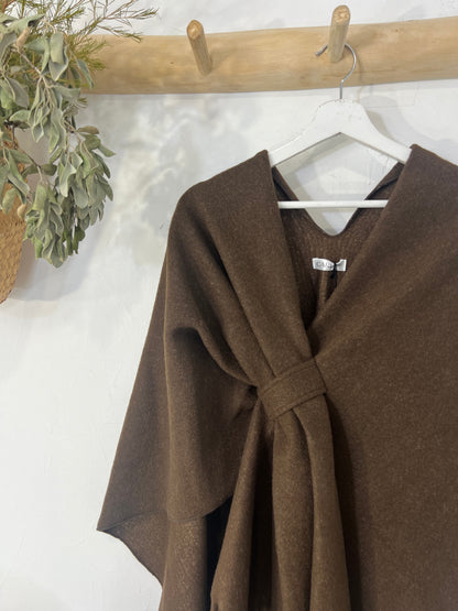 Capa Barreta castanha