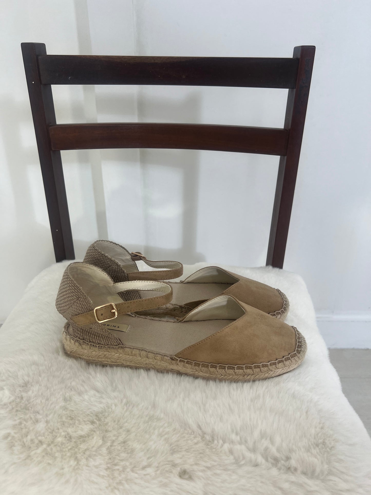 Alpercatas Corina planas camel