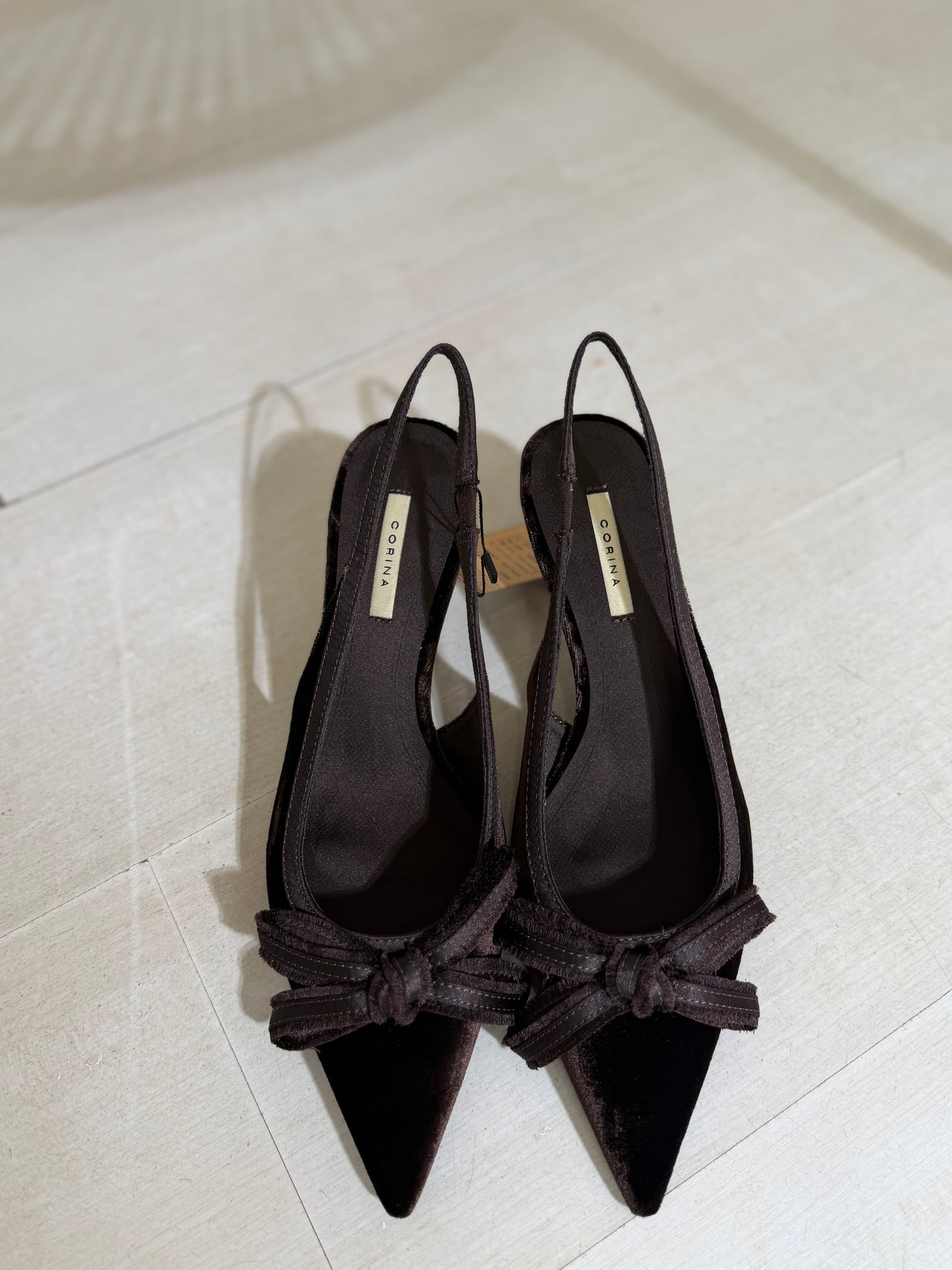 Sapatos Corina veludo