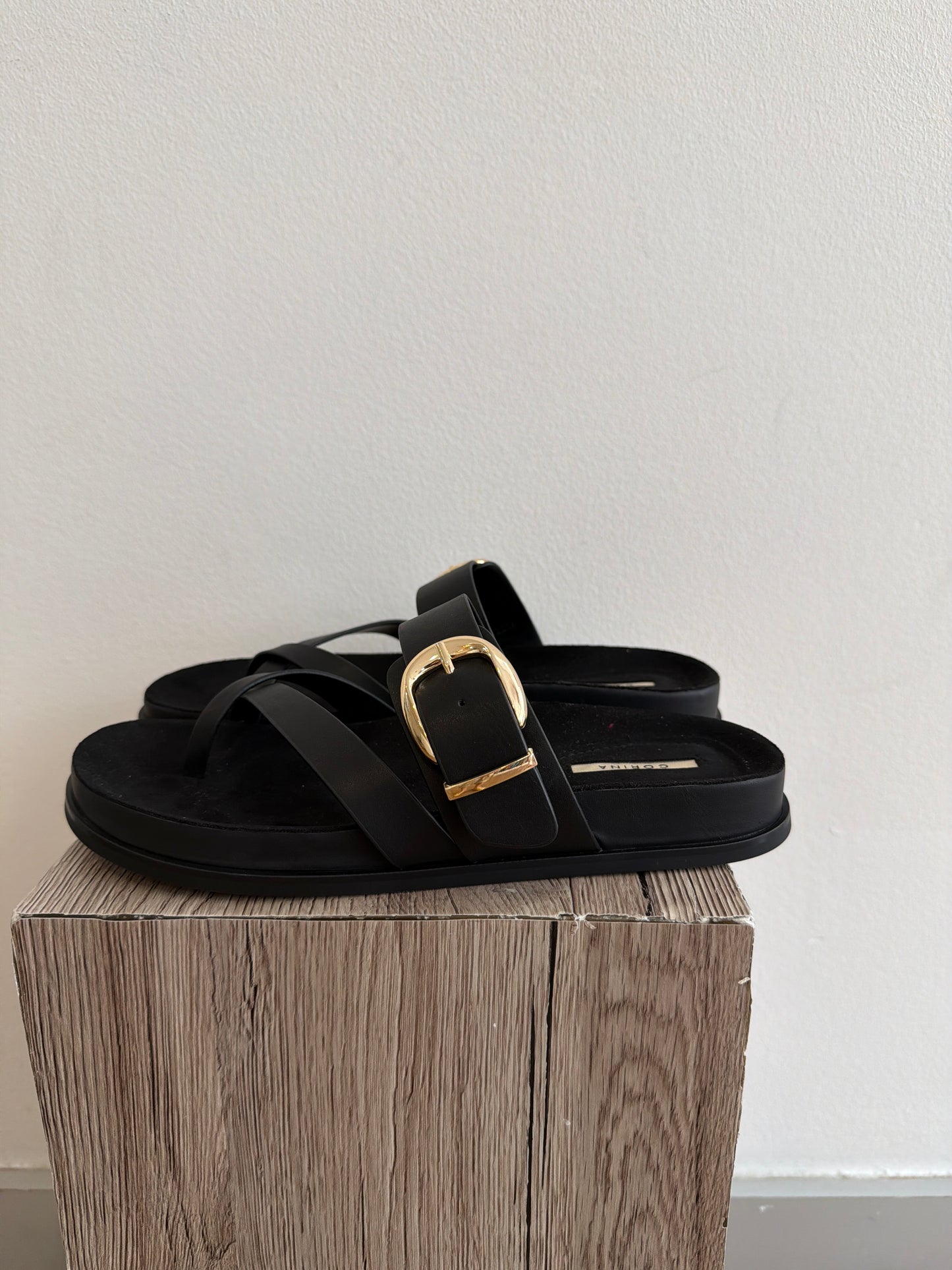 Chinelos Corina preto