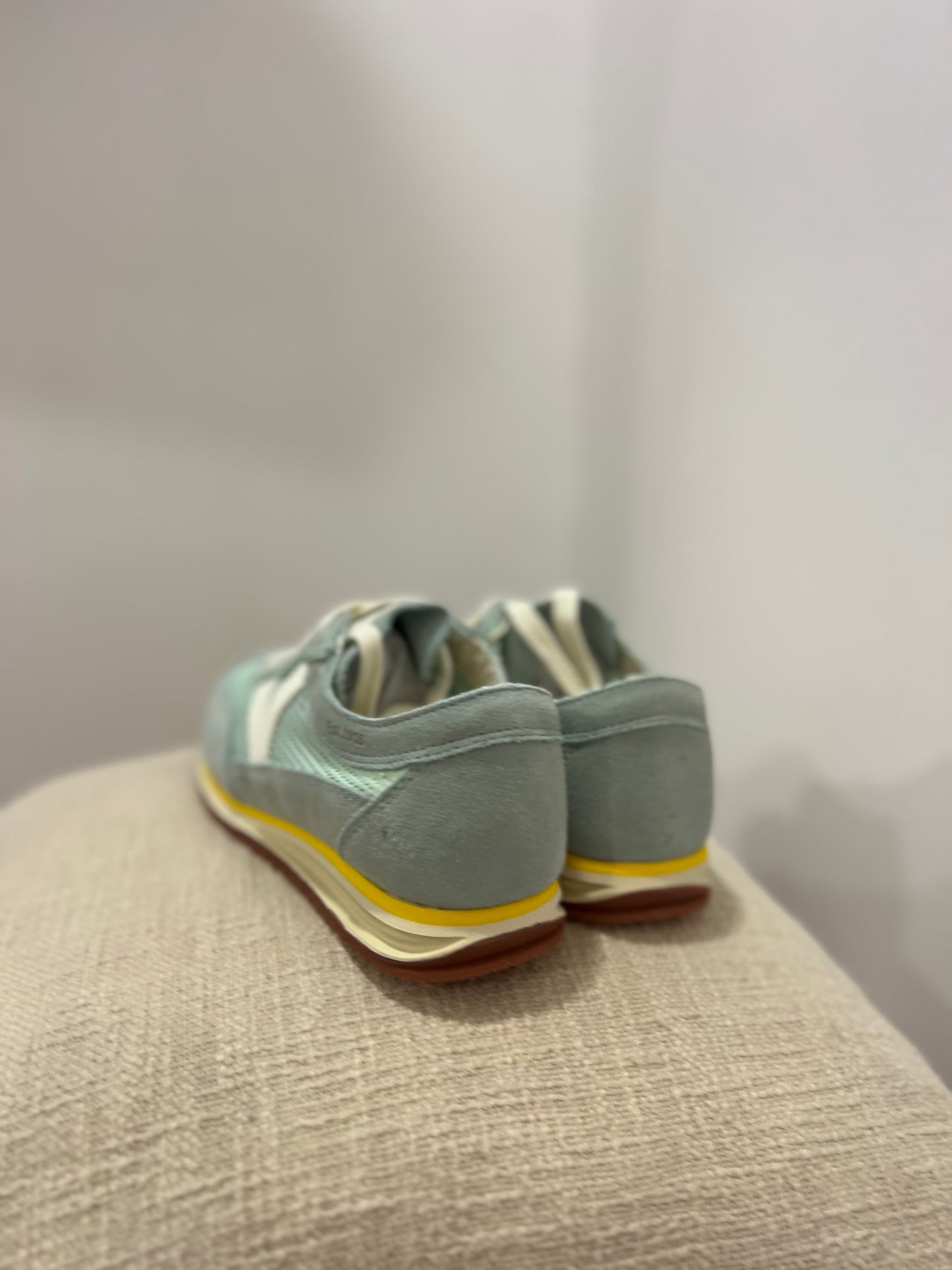 Ténis Vitória Jade