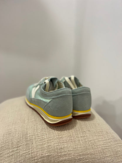 Ténis Vitória Jade