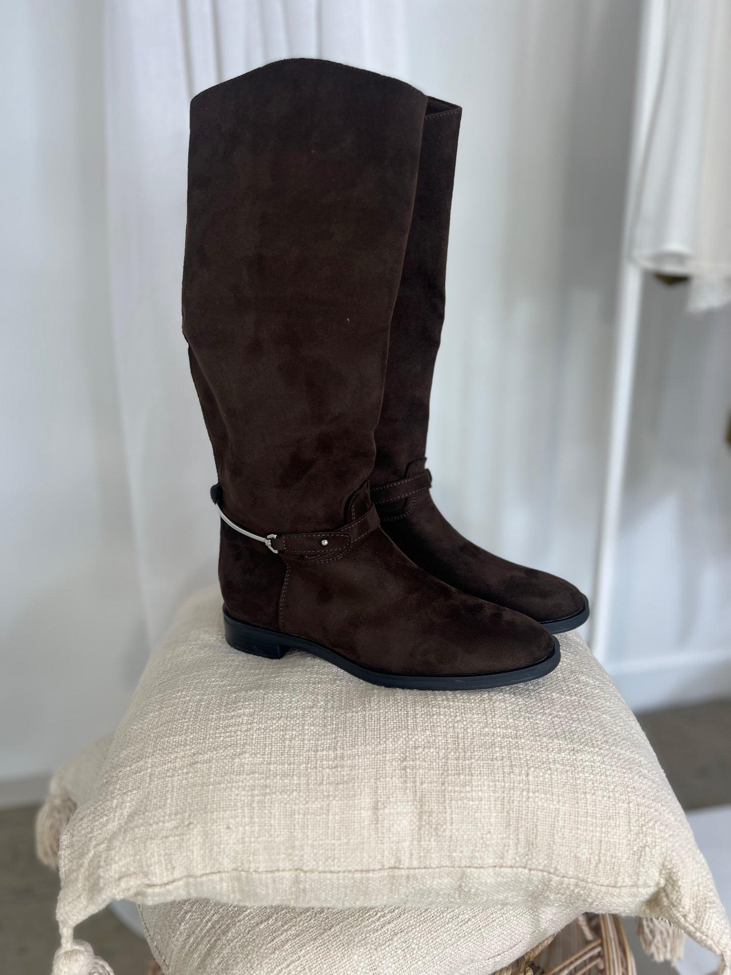 Botas Corina cano-alto castanhas