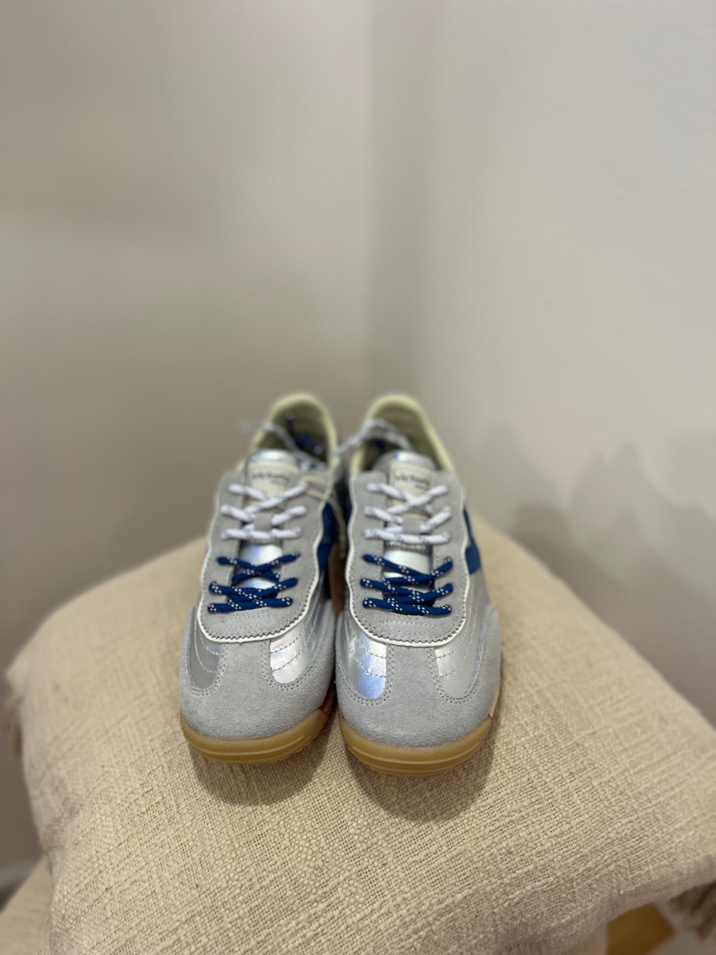 Ténis Vitória prata