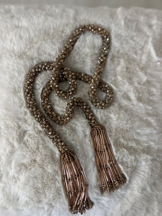 Colar contas dourado