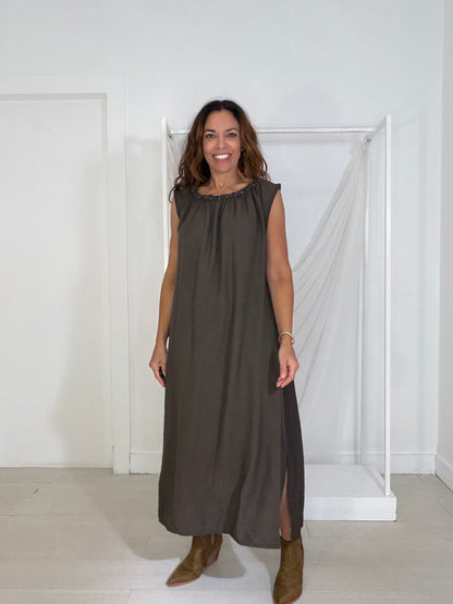 Vestido Rei castanho