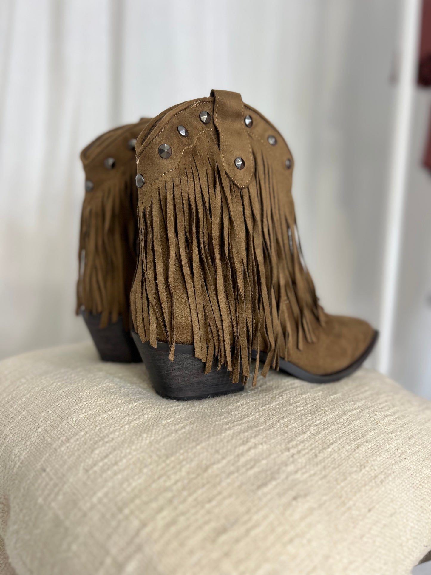 Botins Corina franjas