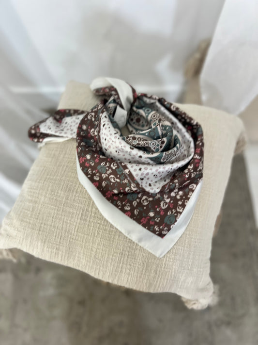 Lenço estampado