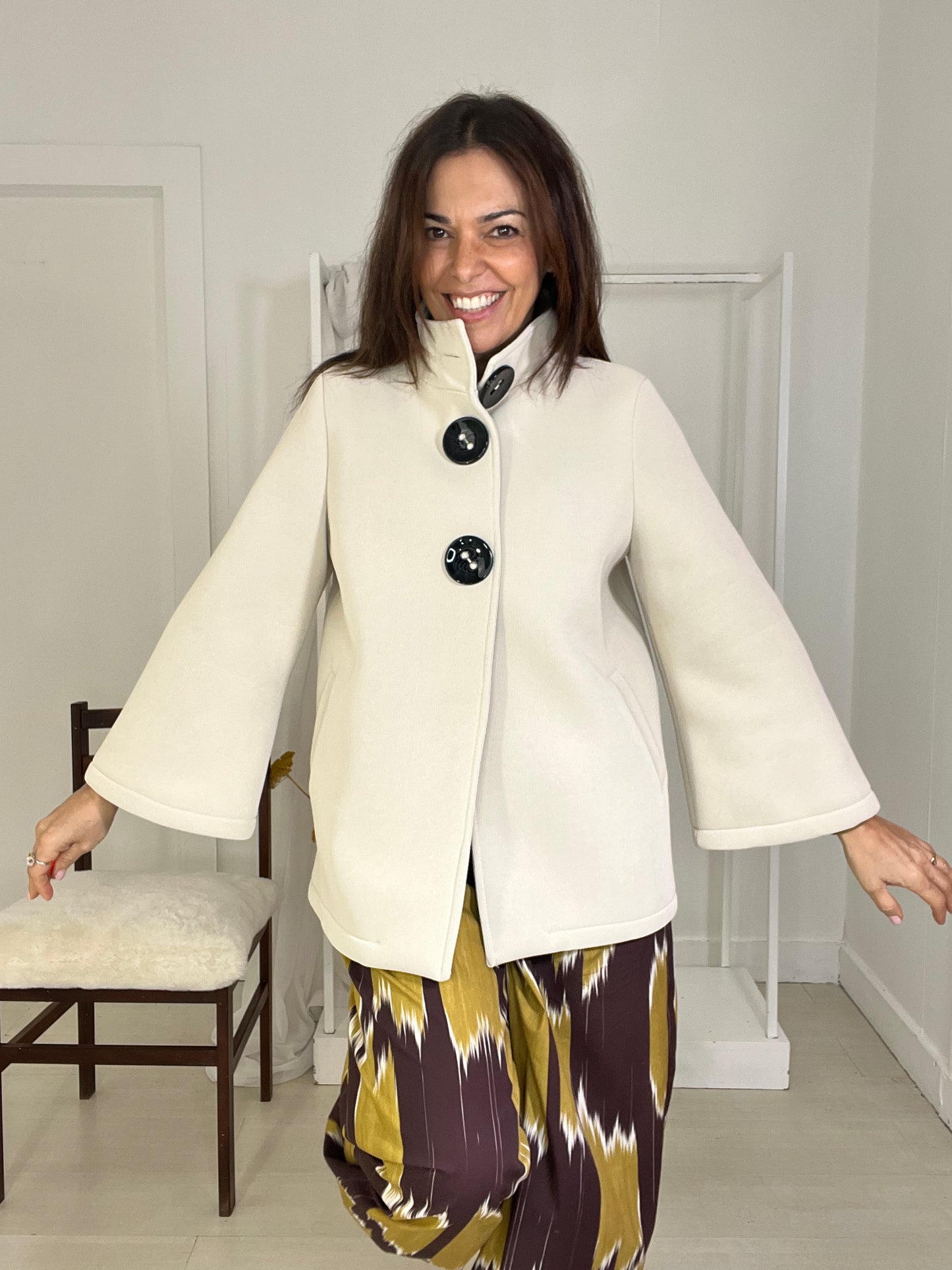 Casaco Filipinas beje