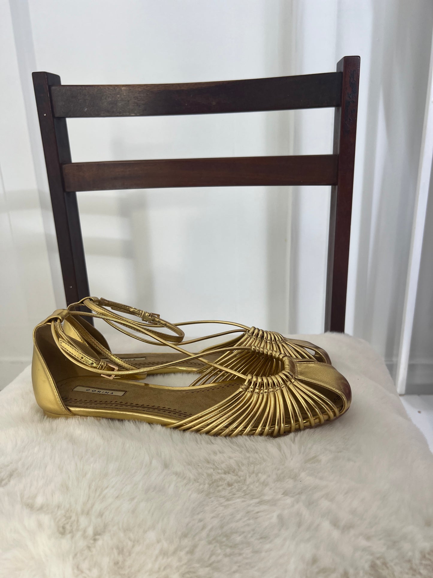 Sapatos Corina rasos